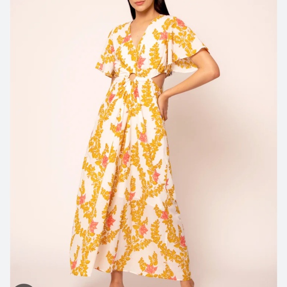 Beyond By Vera Dresses & Skirts - Beyond By Vera Giselle Floral Cutout Maxi Dress Size Medium